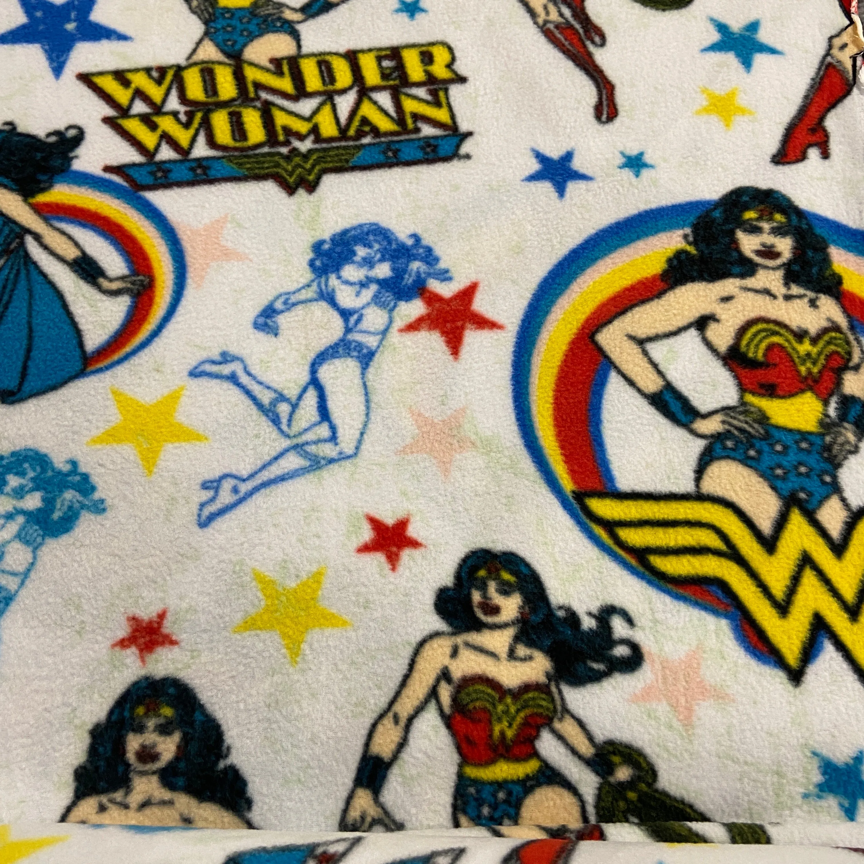 FS662_1 Wonder Woman Fleece Fabric White