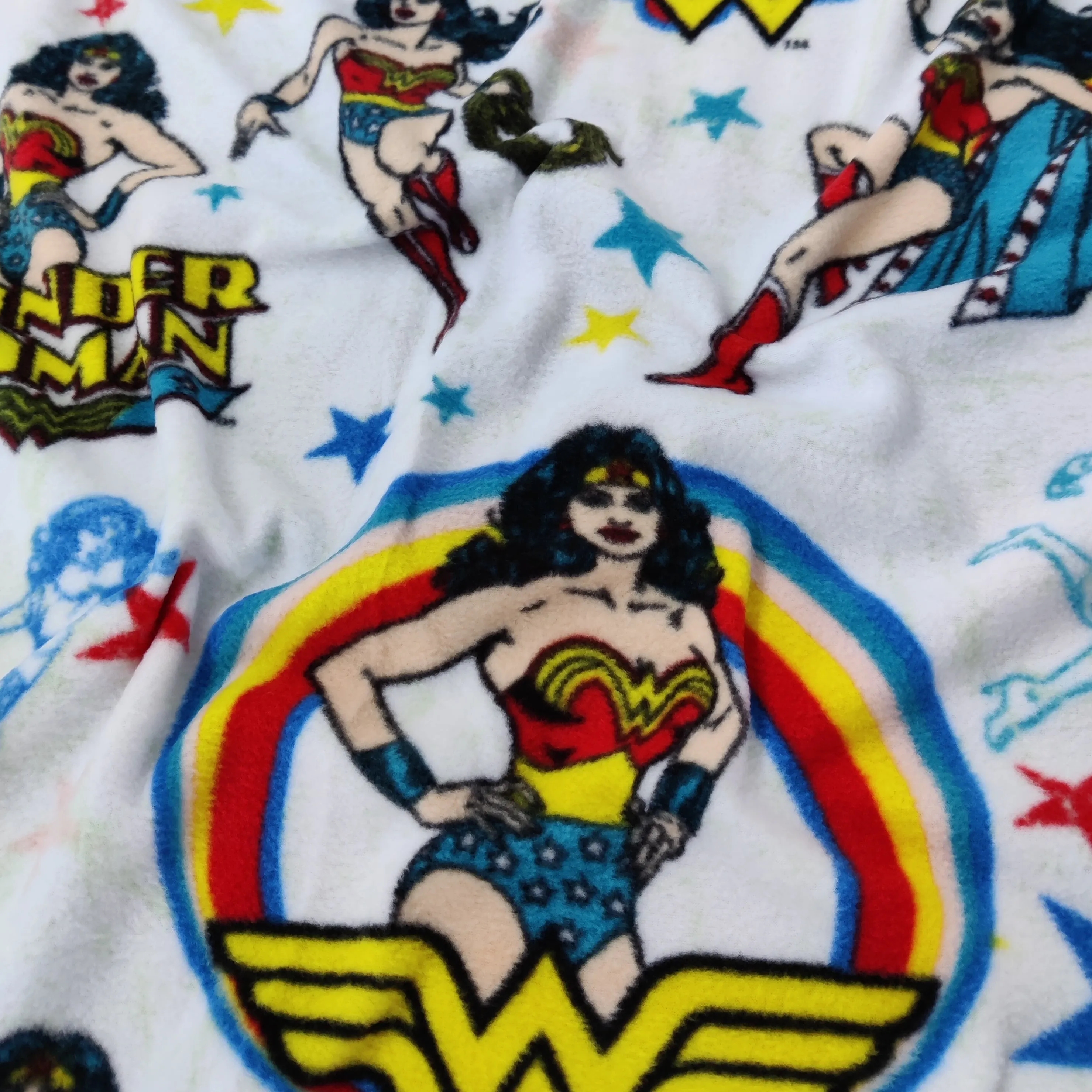 FS662_1 Wonder Woman Fleece Fabric White