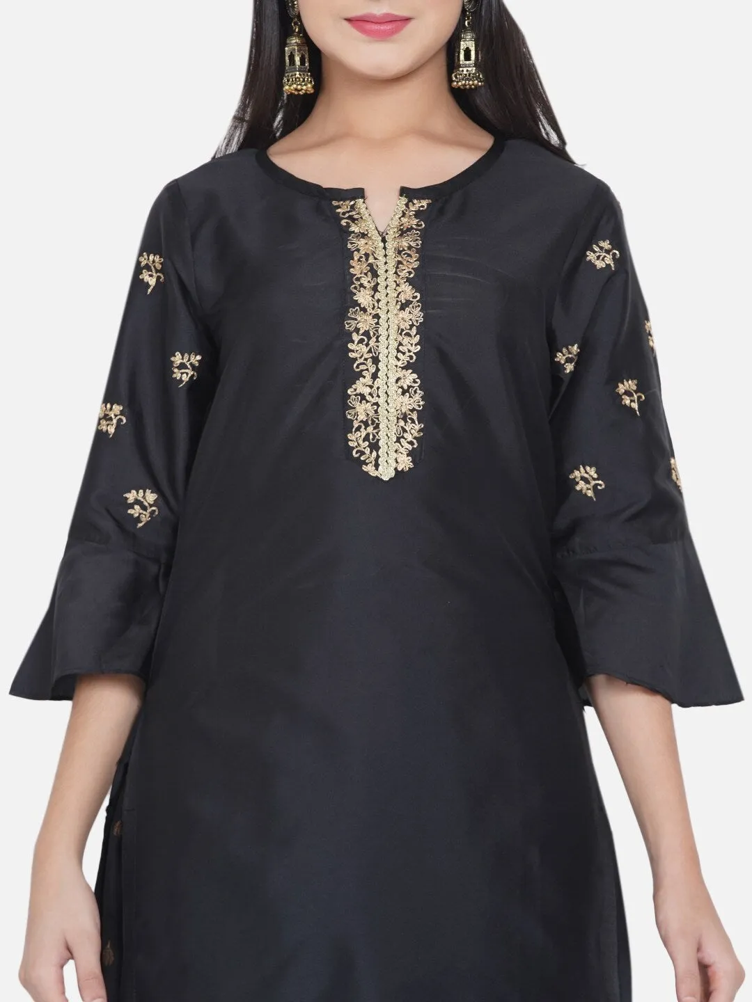 Girls Black Ethnic Motifs Embroidered Gotta Patti Kurti With Skirt