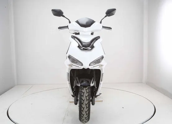 Vitacci Zoom 150cc Scooter, Automatic Trans, 29 inch seat height, 12 inch rims, USB Connection, 4 Stroke, Air Cooled, CVT automatic, CA Legal