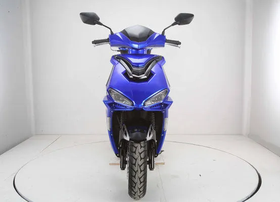 Vitacci Zoom 150cc Scooter, Automatic Trans, 29 inch seat height, 12 inch rims, USB Connection, 4 Stroke, Air Cooled, CVT automatic, CA Legal